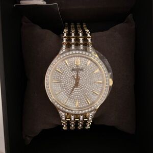 NIB NWT Bulova Bold at Heart Crystal Gold and Silver Women's Watch